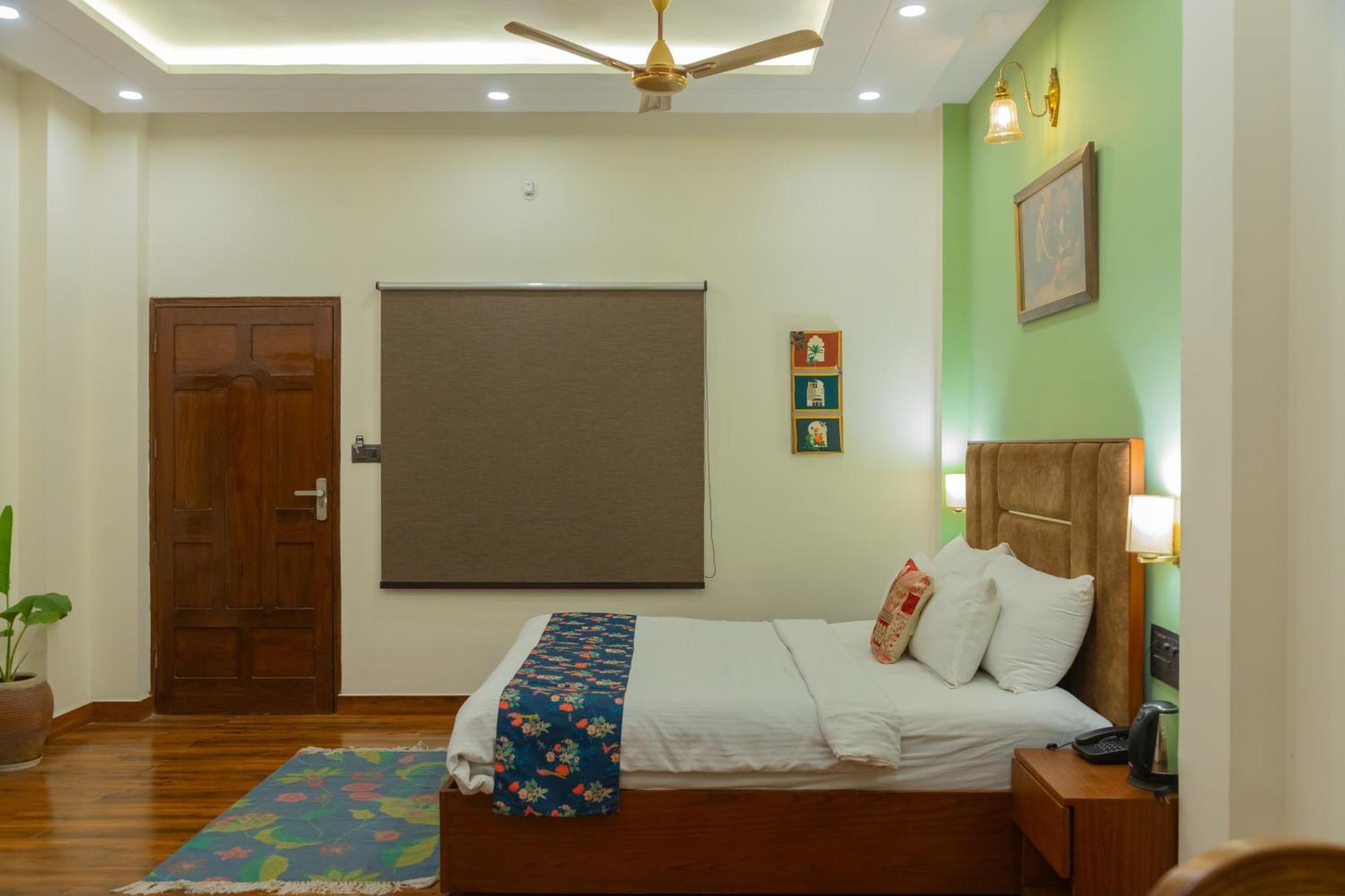 Hotel Sethi Legacy Haridwār Екстериор снимка