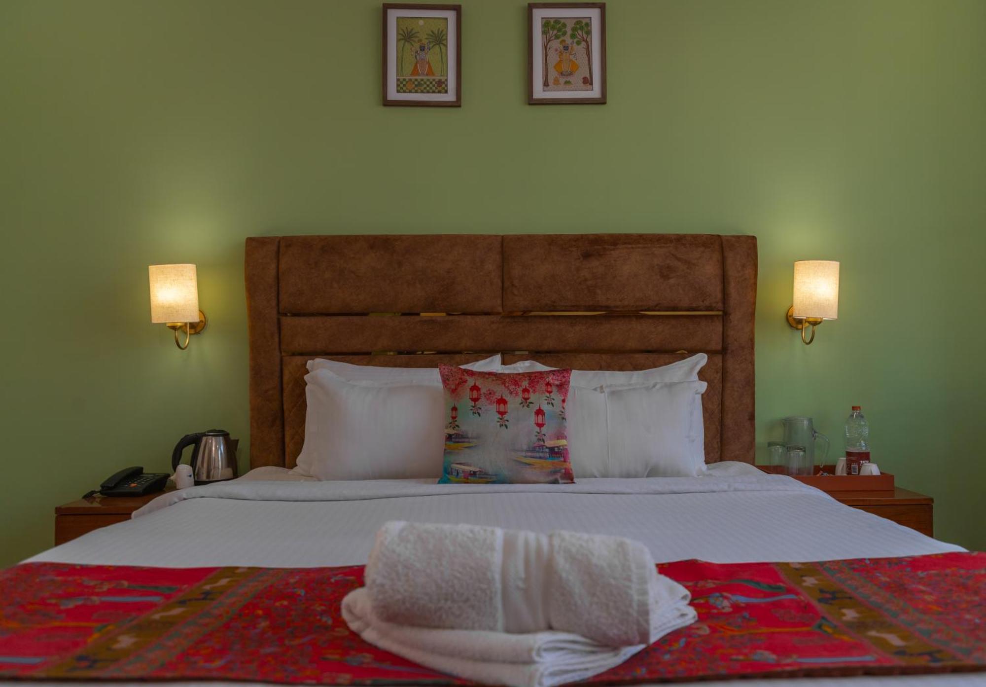 Hotel Sethi Legacy Haridwār Екстериор снимка